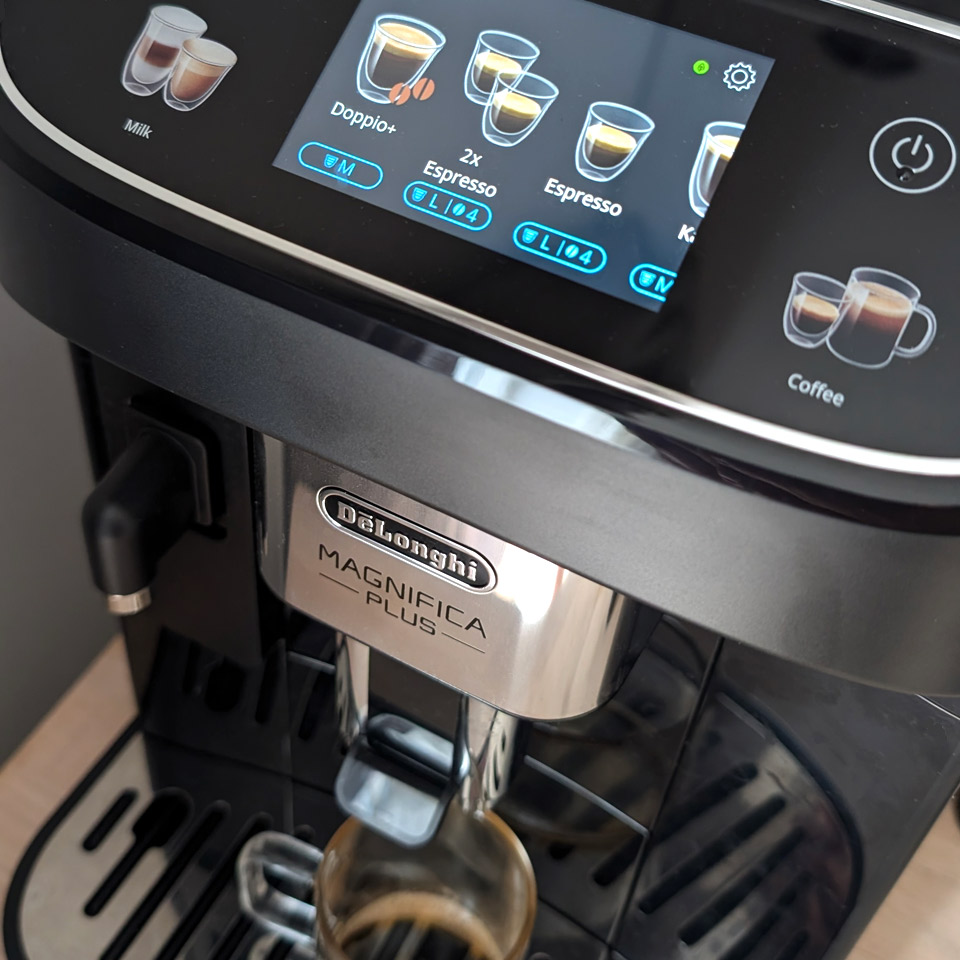 De'Longhi Magnifica Plus