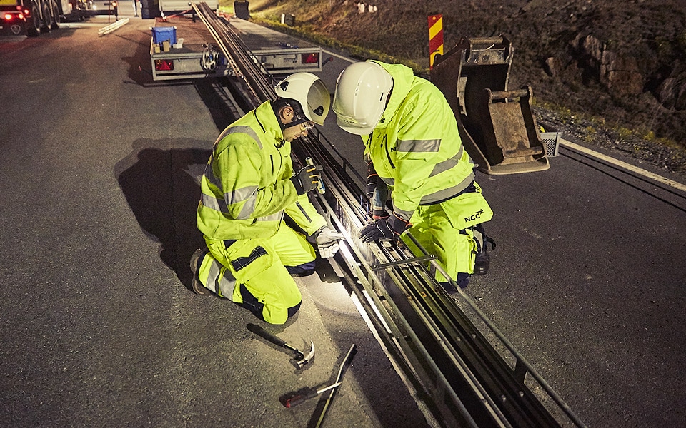 Sveriges nye elektriske motorvej minder om en kæmpe racerbane med legetøjsbiler