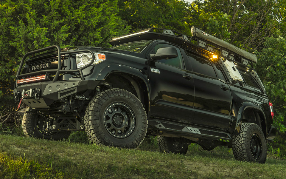 Kevin Costner og Toyota har bygget den ultimative Adventure Truck