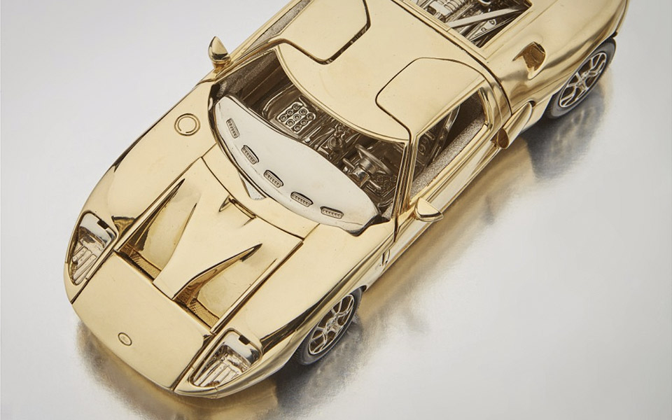 Sotheby's sælger en Ford GT af 18 karat guld