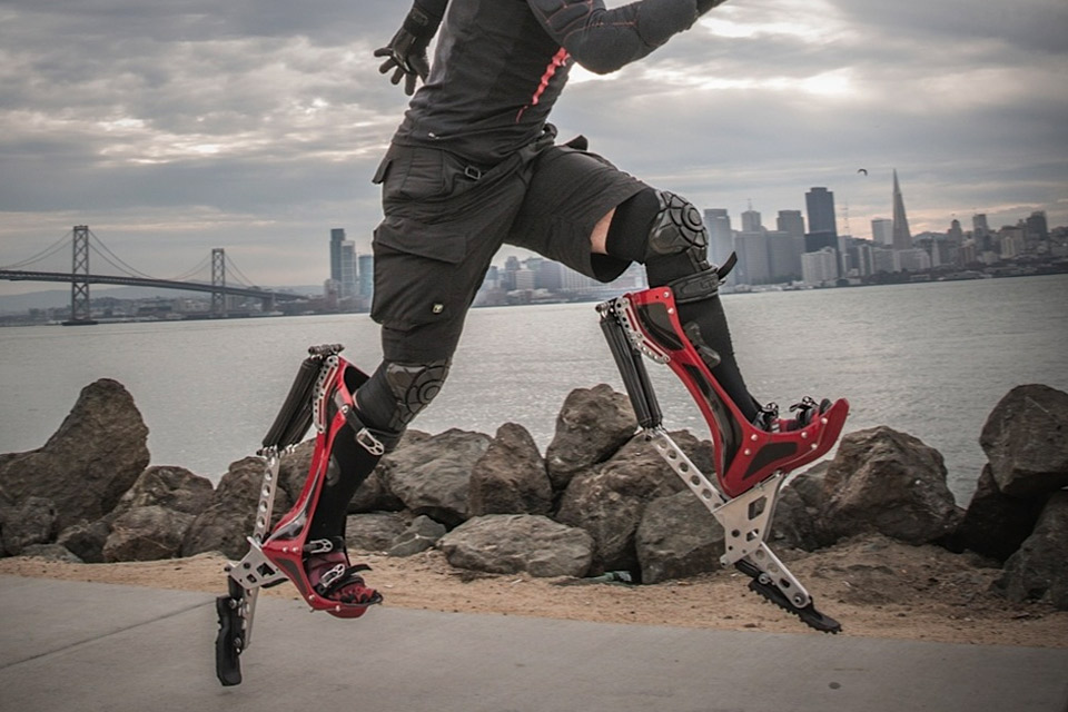 Bionic Boot