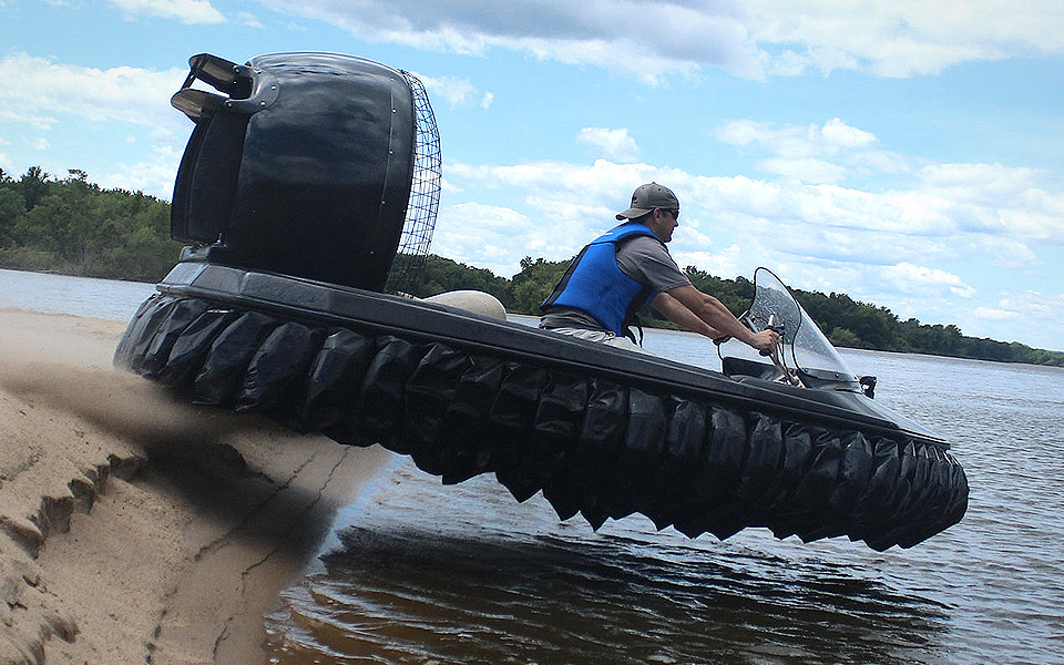 Renegade IQ hovercraft