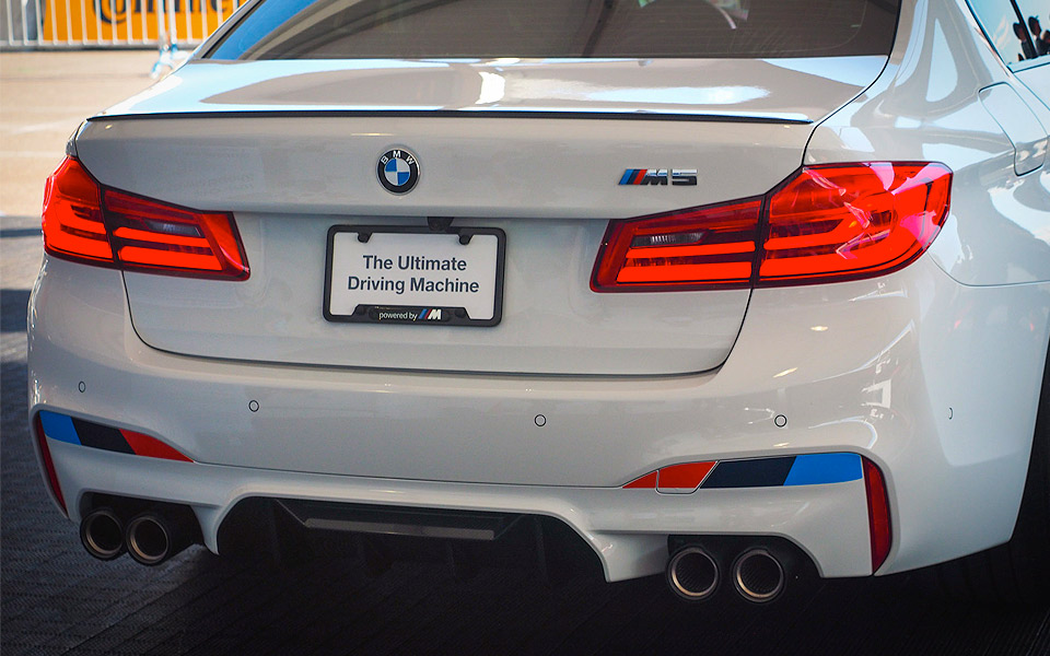 Sådan lyder den nye BMW M5 med M Performance-udstødning