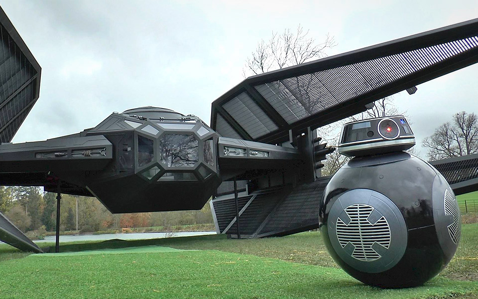 Colin Furze har bygget en kæmpe TIE fighter