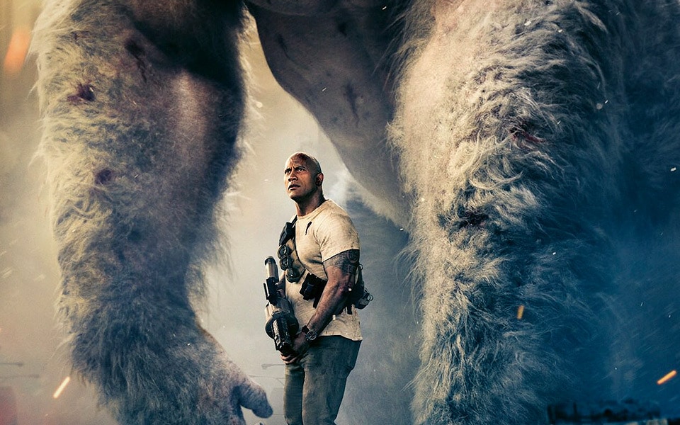 The Rock og kæmpegorilla tæver en flyvende varulv i den nye trailer til "Rampage"