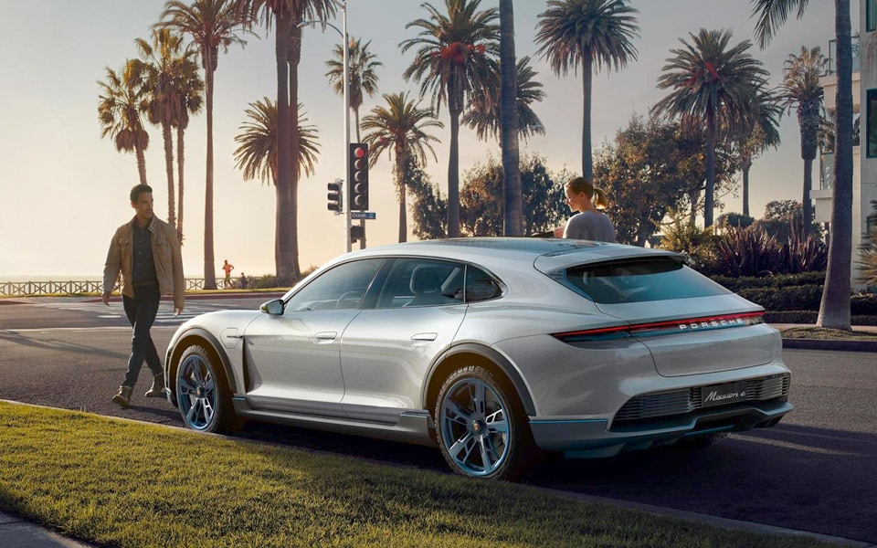 Porsche Mission E Cross Turismo