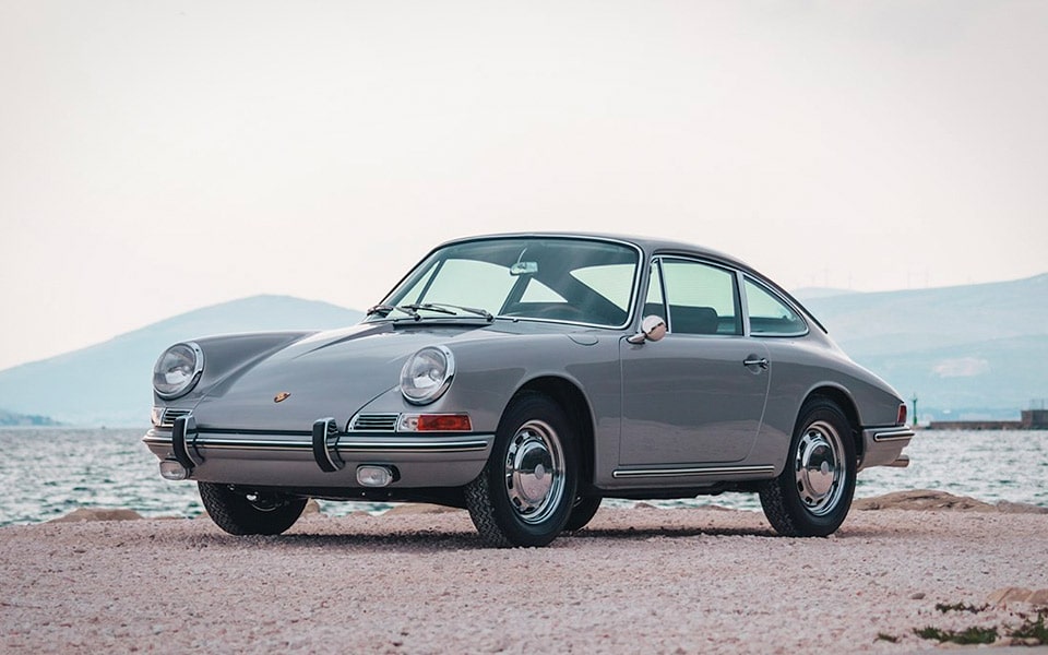 RM Sotheby's sælger en overlækker Porsche 911 fra 1965