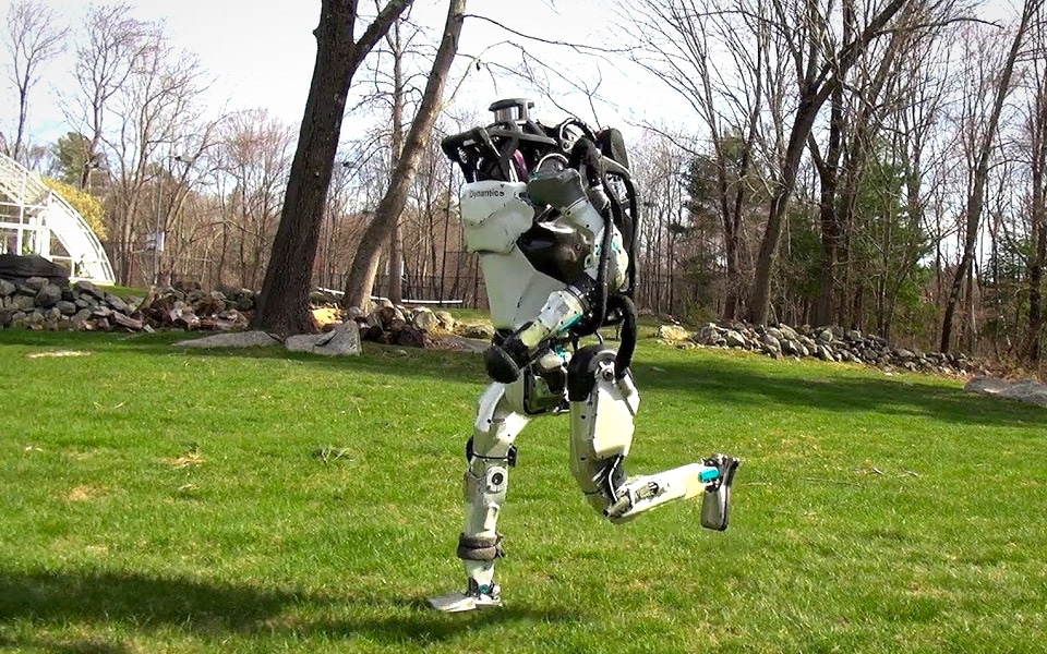 Boston Dynamics robotten har lært at løbe