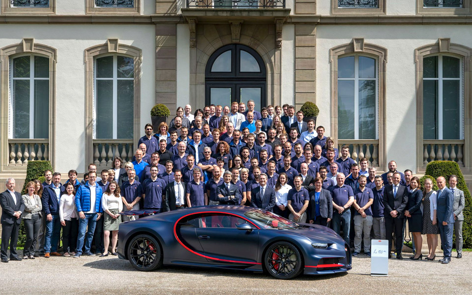 Bugatti har nu produceret 100 eksemplarer af Chiron