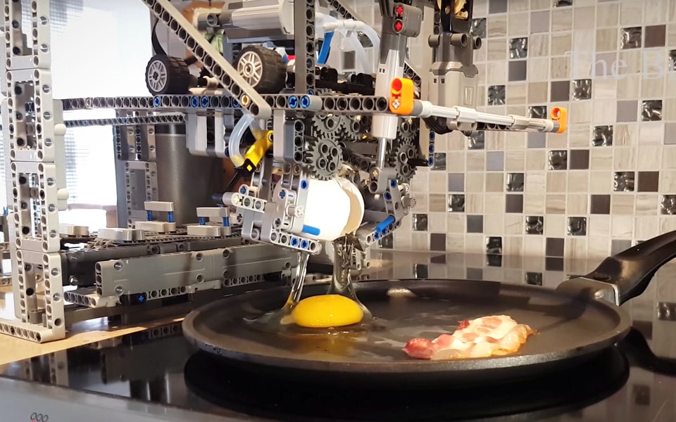 Den her morgenmads-maskine af LEGO er helt genial