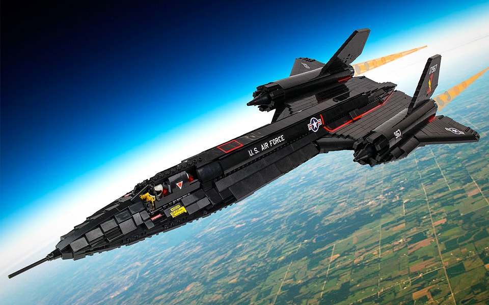 LEGO SR-71 Blackbird