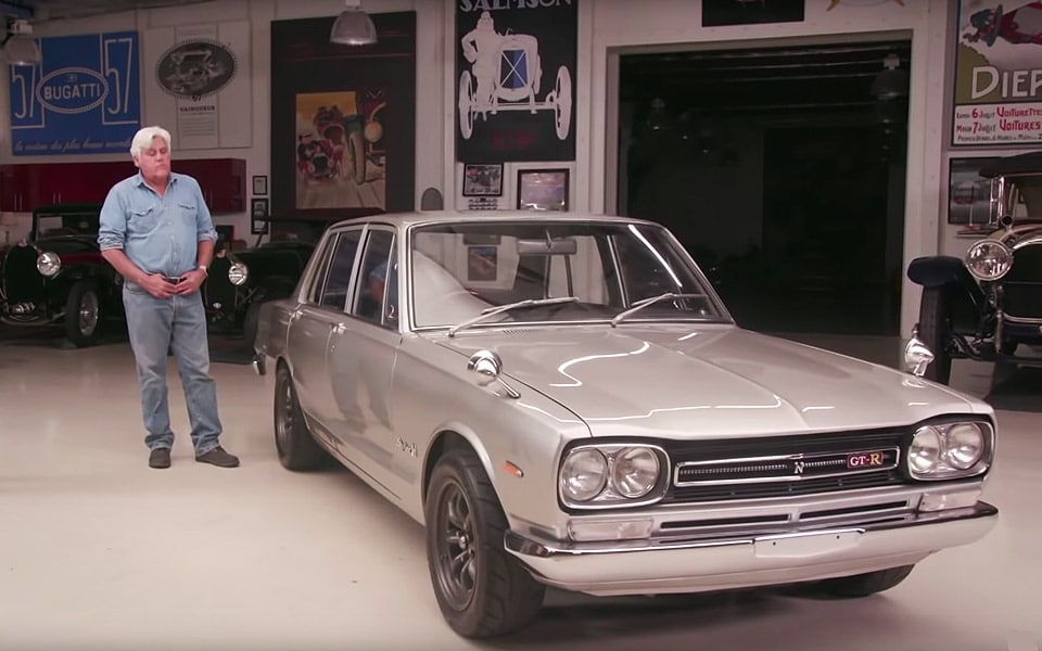 Jay Leno kigger nærmere på en overlækker Nissan Skyline GTR "Hakosuka" fra 1969