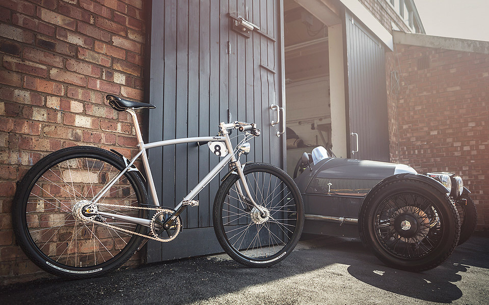 Morgan Motor Co. og Pashley håndbygger fede cykler i fællesskab