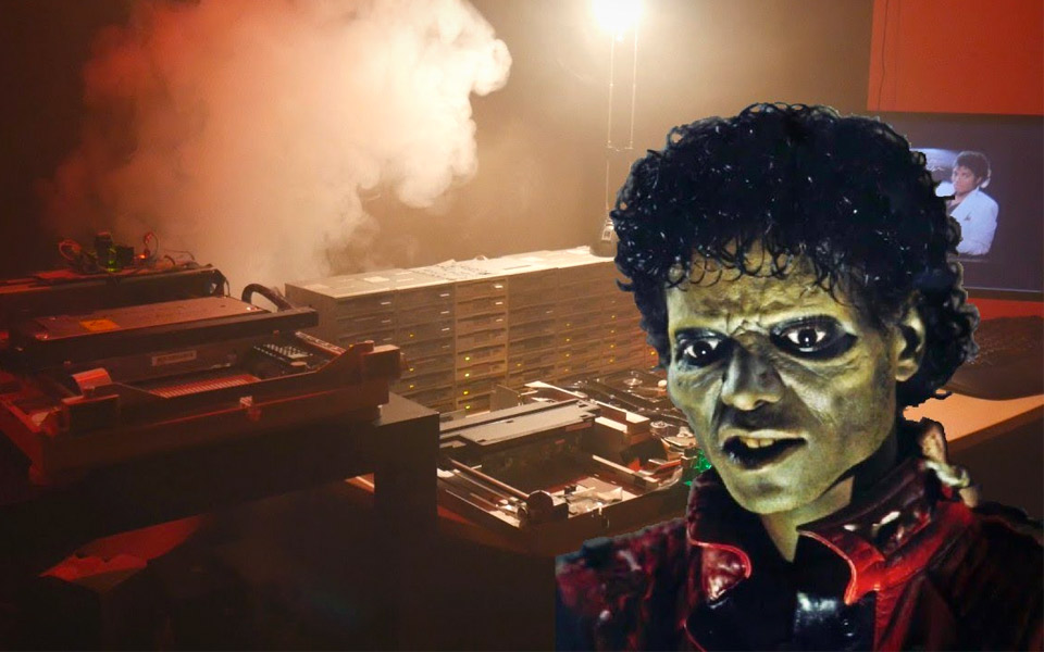 Floppotron spiller Michael Jacksons “Thriller” på 40 Floppy Disks