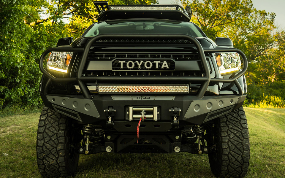 Kevin Costner og Toyota har bygget den ultimative Adventure Truck