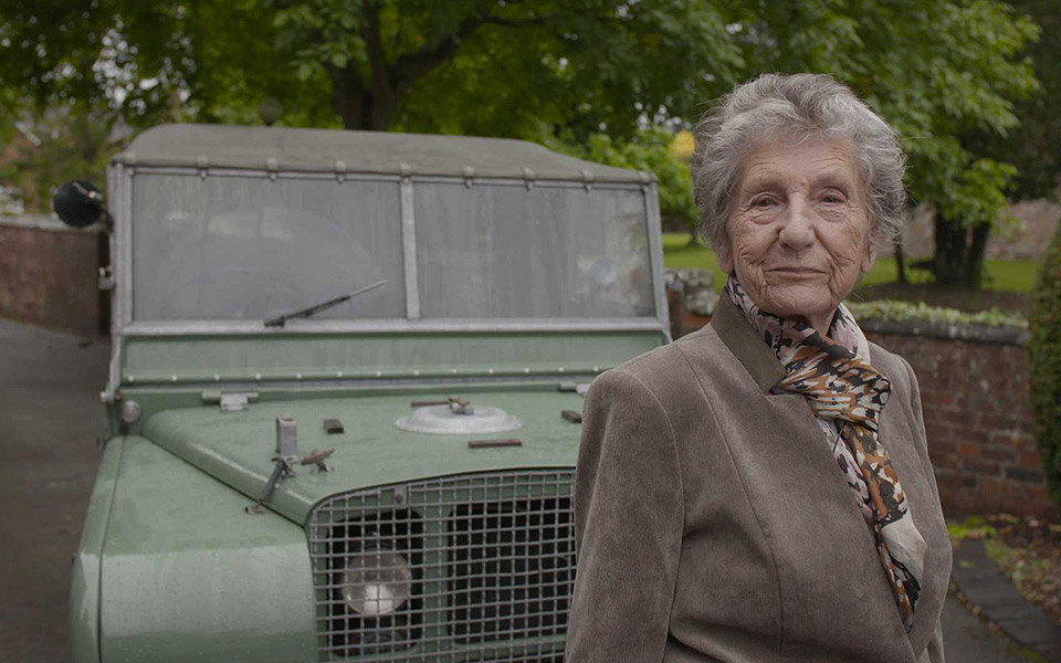 Dorothy bliver genforenet med den Land Rover, hun arbejdede med for 70 år siden