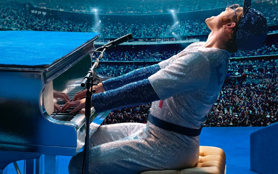 Taron Egerton er Elton John i første trailer til Rocketman