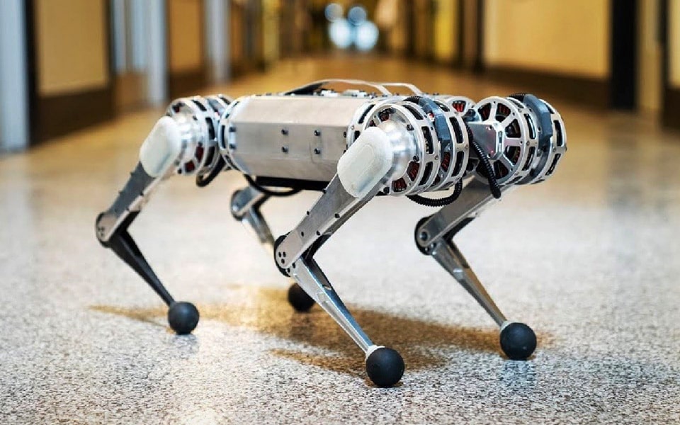 MIT Mini Cheetah er en robot, der kan lave baglæns salto