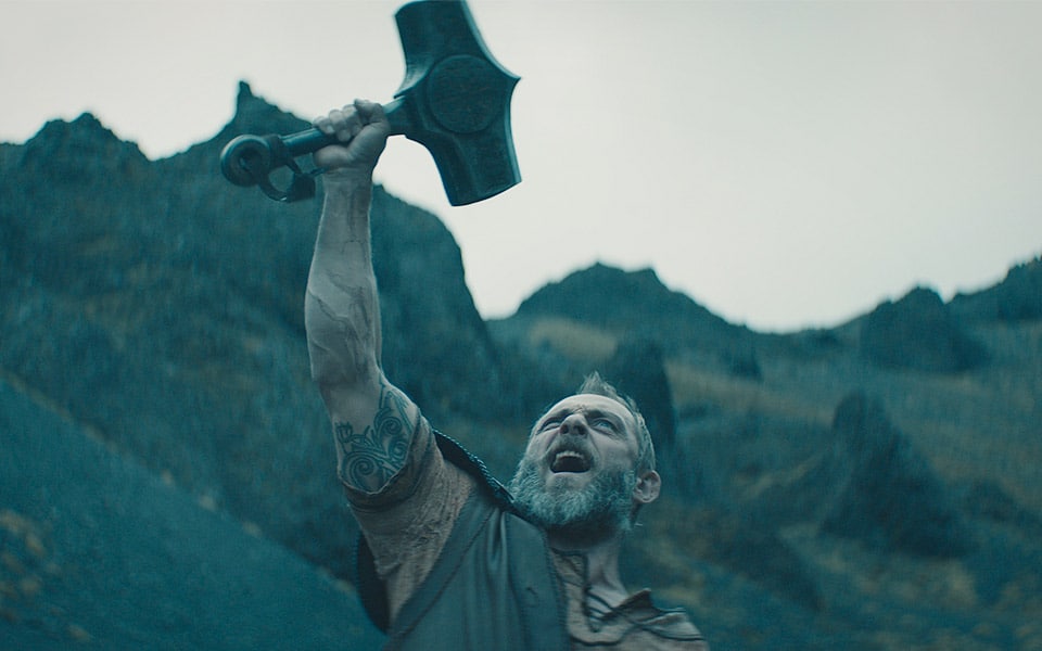 Roland Møller er tordenguden Thor i første teaser til filmen Valhalla