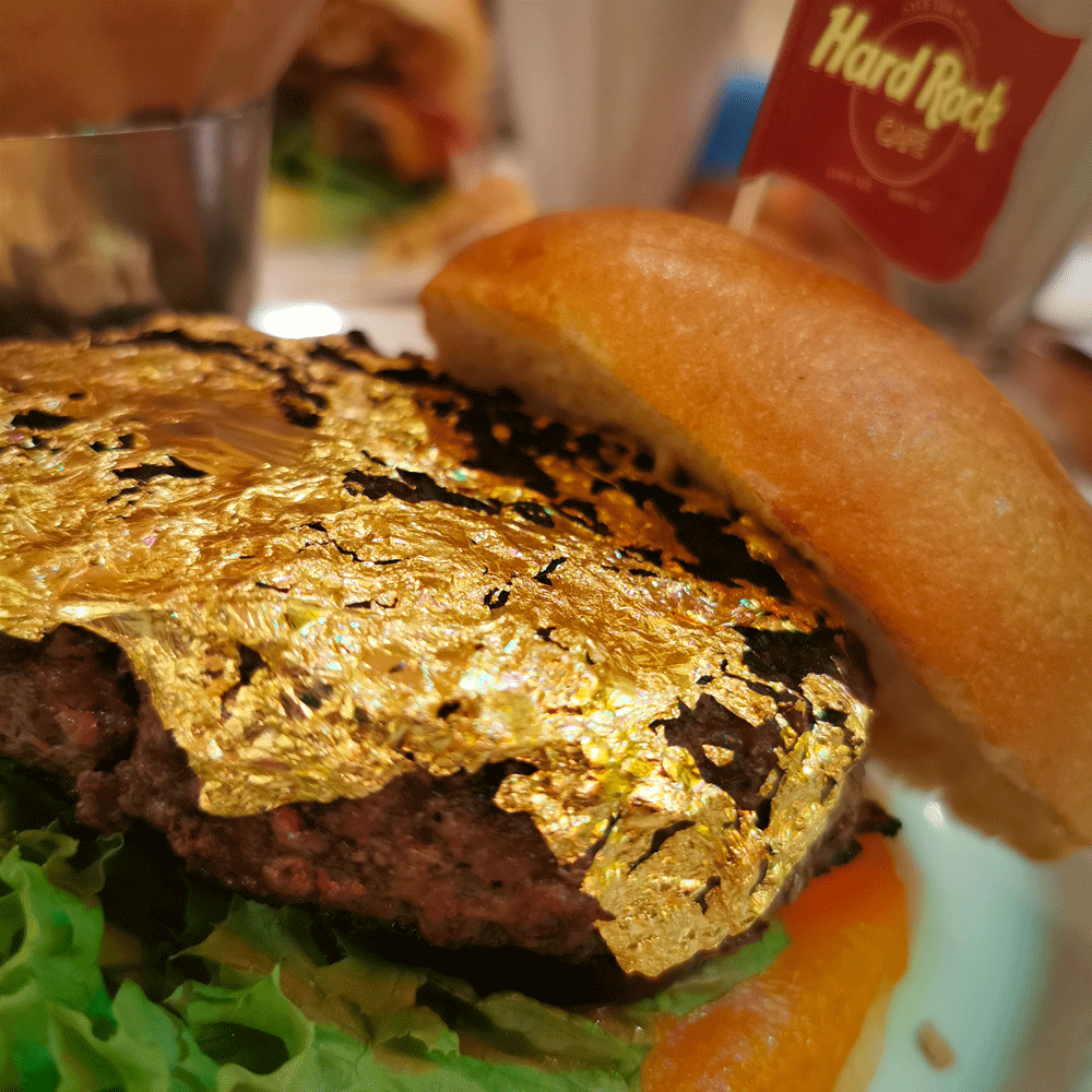 Hard Rock Cafés nye burger med 24 karat guld er guf til verdensmænd