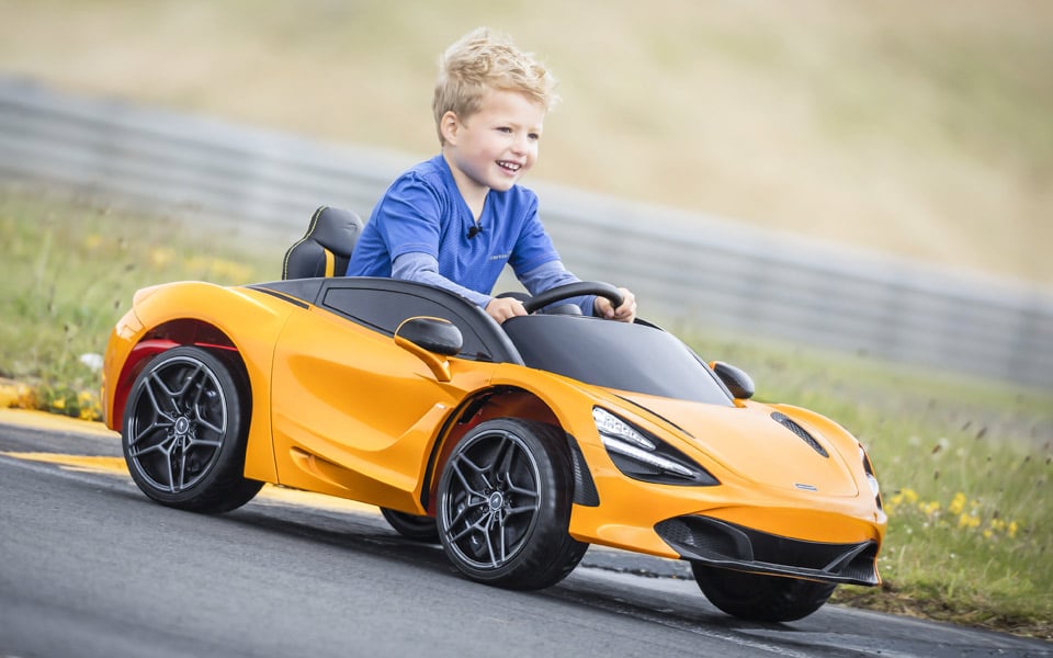 Nu kan du få en McLaren 720S til ungerne