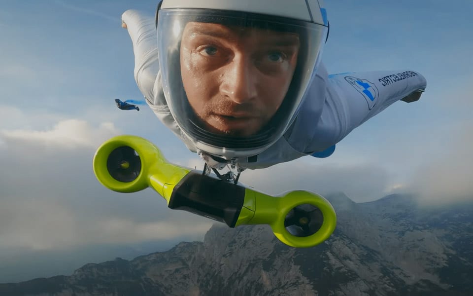 BMW er klar med elektrisk motor til wingsuit-flyvning