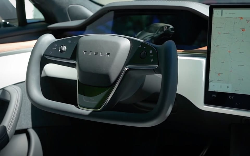 En grundig gennemgang af den nye Tesla Model S Plaid