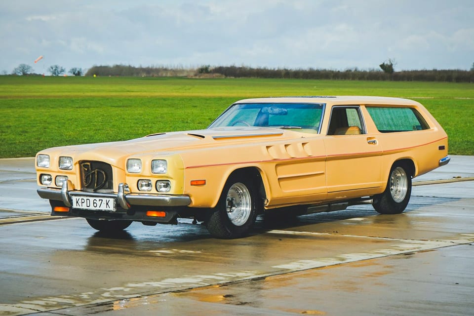 The Beast har en Rolls-Royce V12-motor på 27 liter