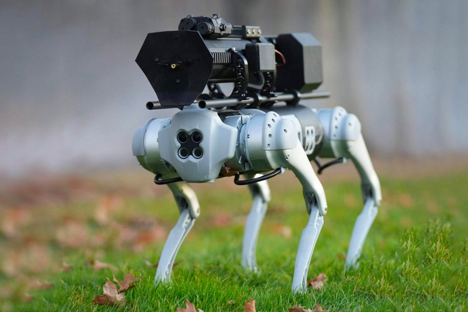 Thermonator - en robothund med flammekaster