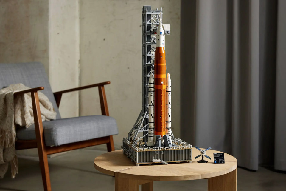LEGO NASA Artemis-affyringssystem