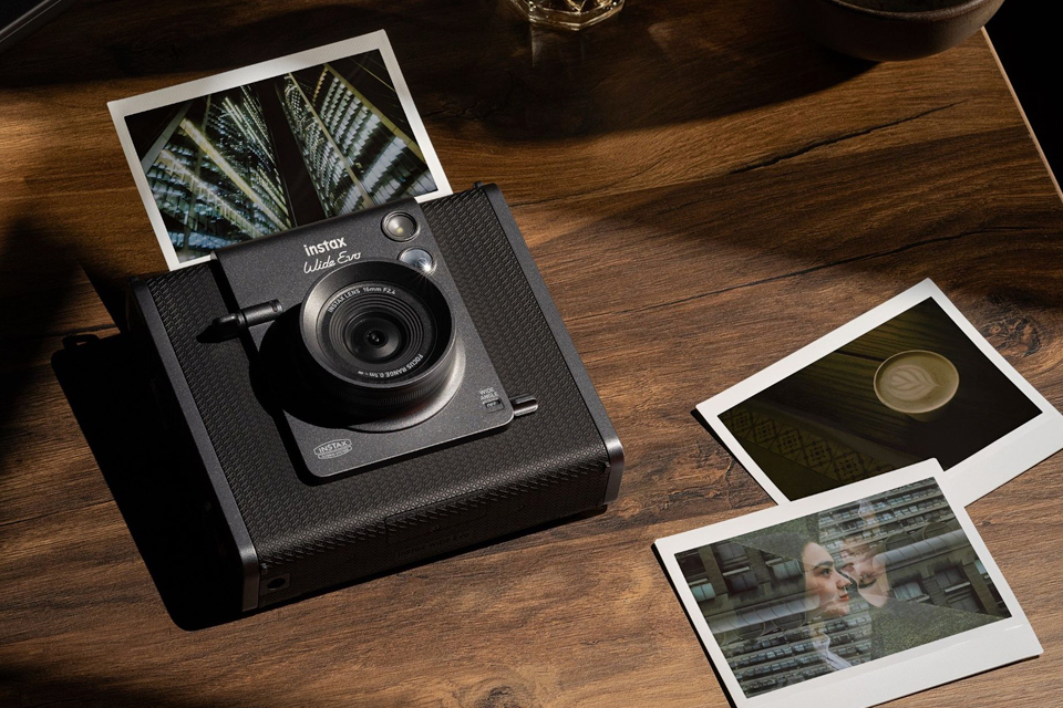 Fujifilm Instax WIDE Evo
