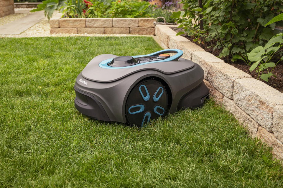 Skal du vælge en robotplæneklipper med eller uden kabel?