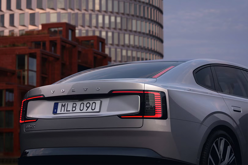 Her er den spritnye Volvo ES90