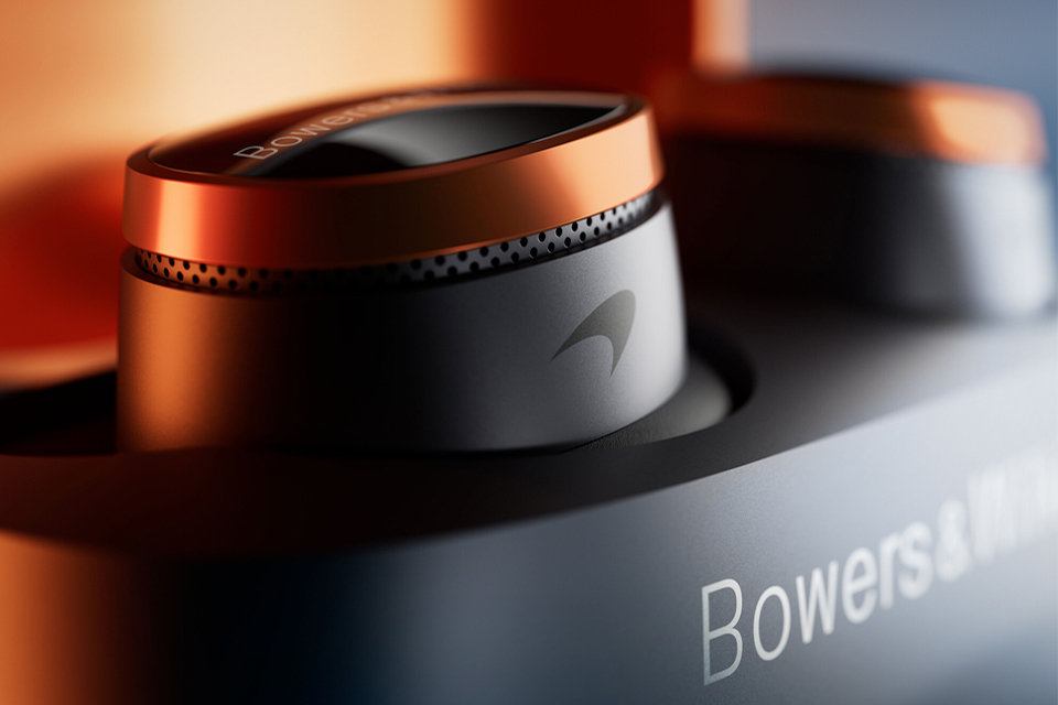 Bowers & Wilkins Pi8 McLaren Edition