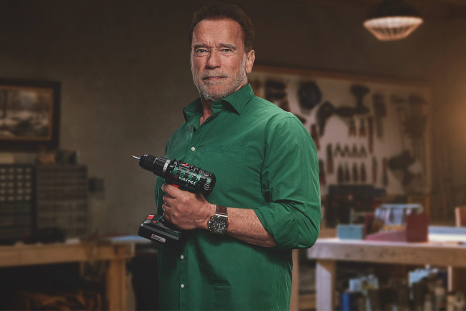 Arnold Schwarzenegger går all-in på værktøj