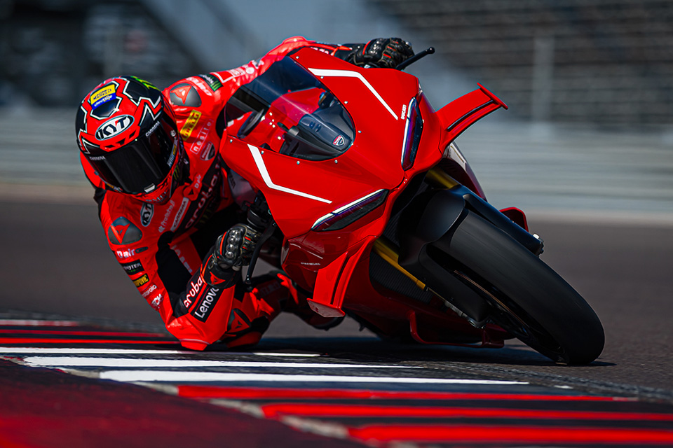 Ducati Panigale V4 R