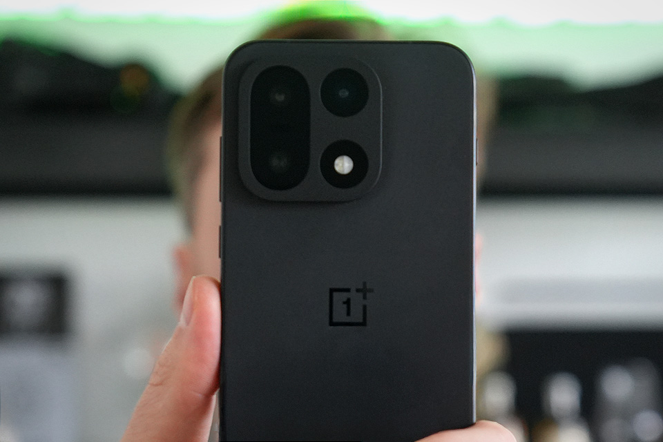 OnePlus 15